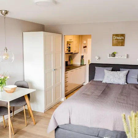 Stadtgefluester Apartman